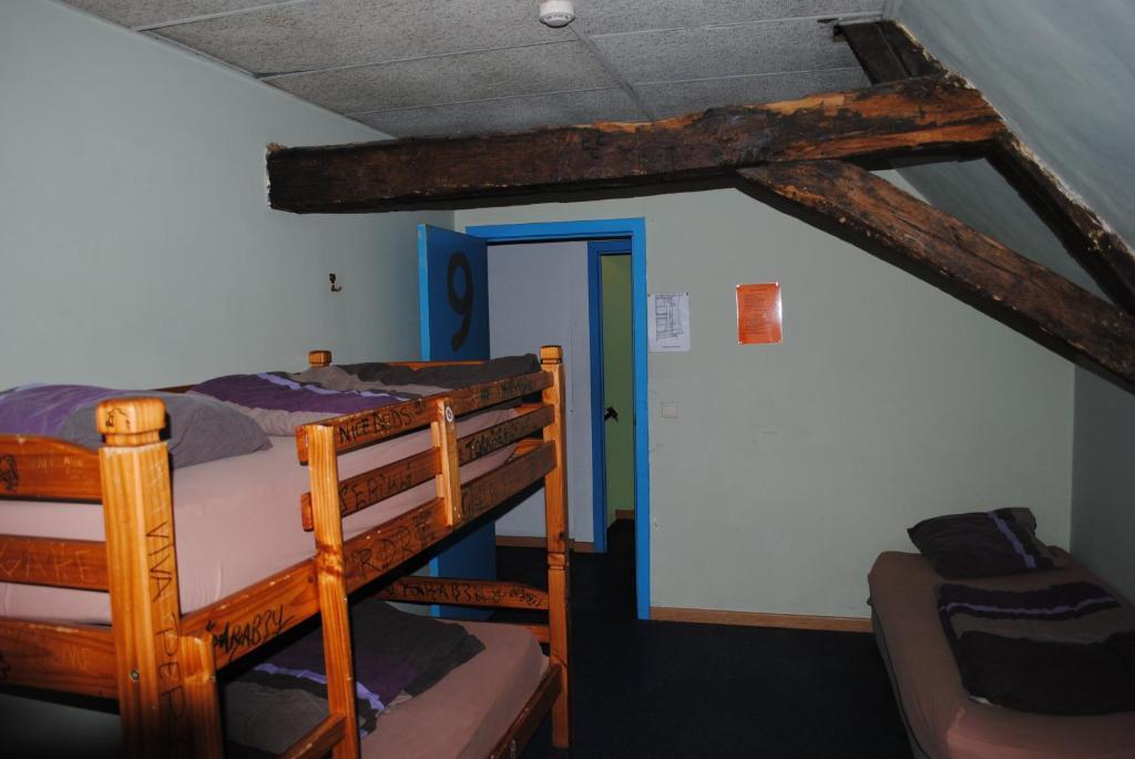 Charlie Rockets Youth Hostel Brügge Zimmer foto